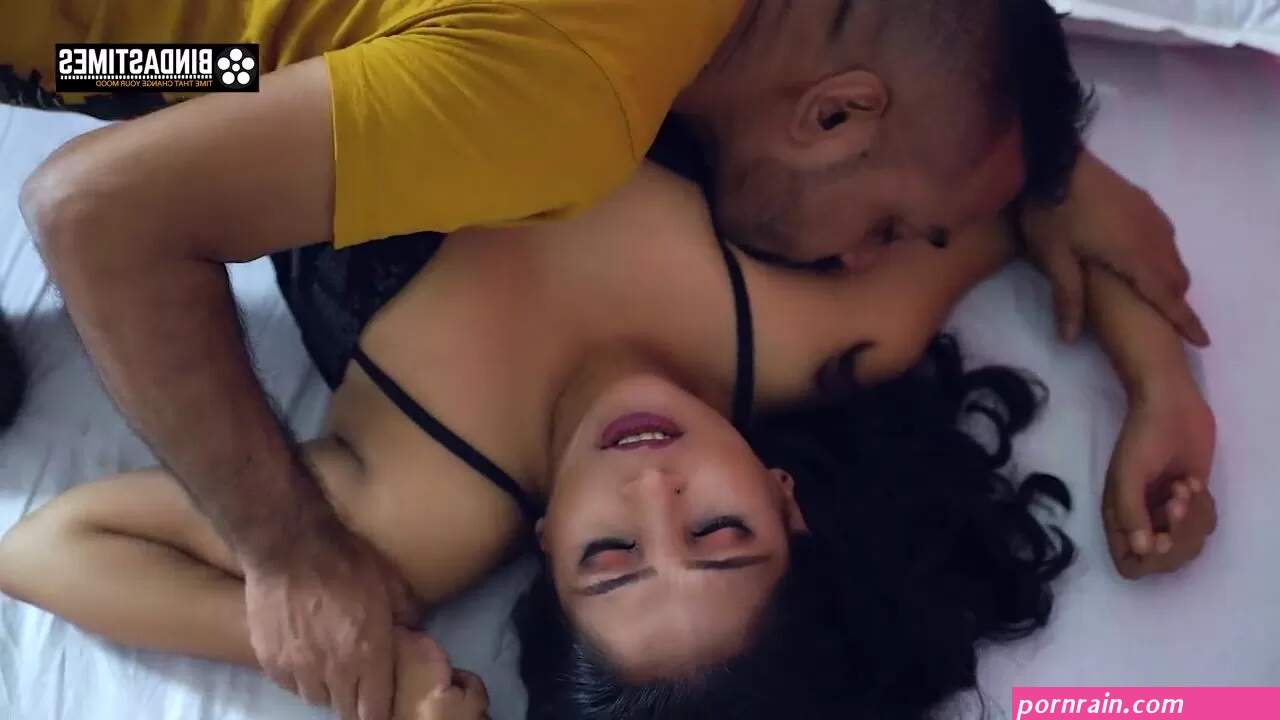 Desi Jija aur Sali Fun Fuck Hindi Audio watch online