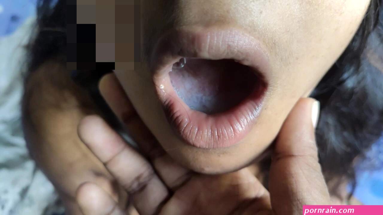Sri Lankan Girlfriend Blowjob Cum Swallowing