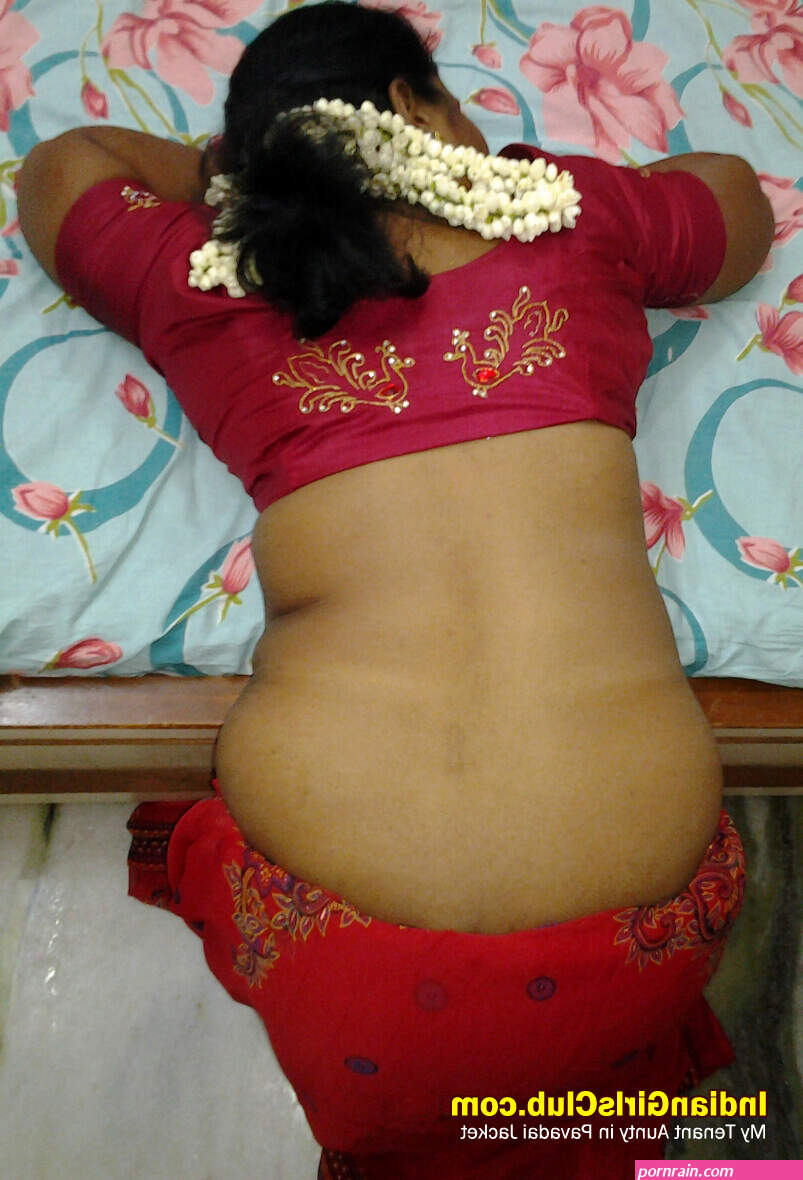 My Tenant Aunty in Pavadai Jacket Pondicherry