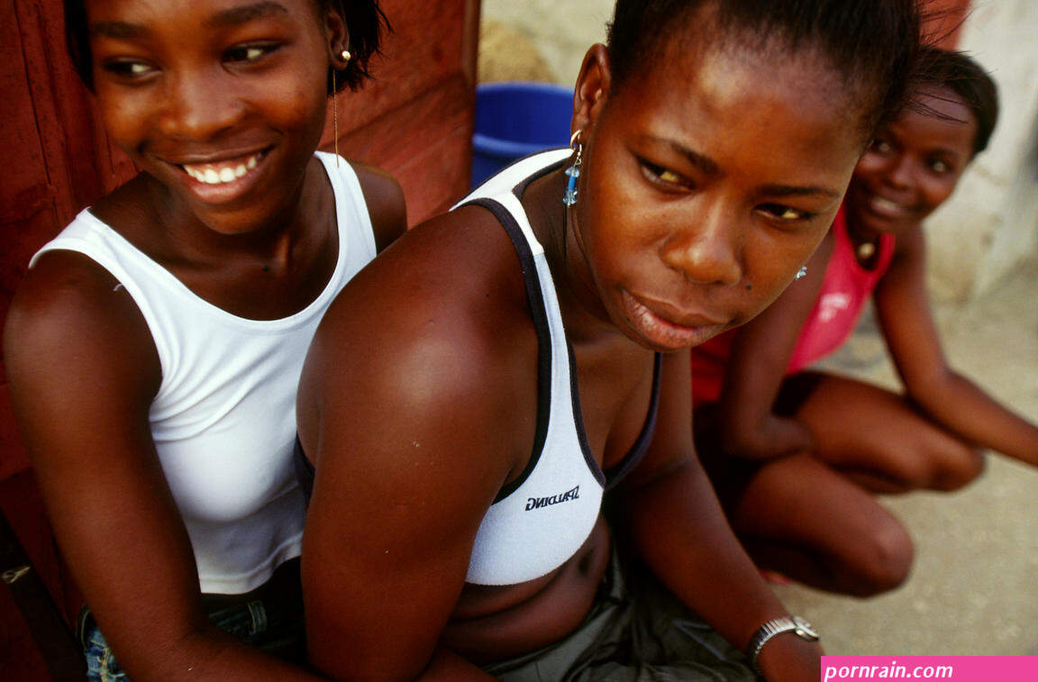 Women From Angola Luanda -