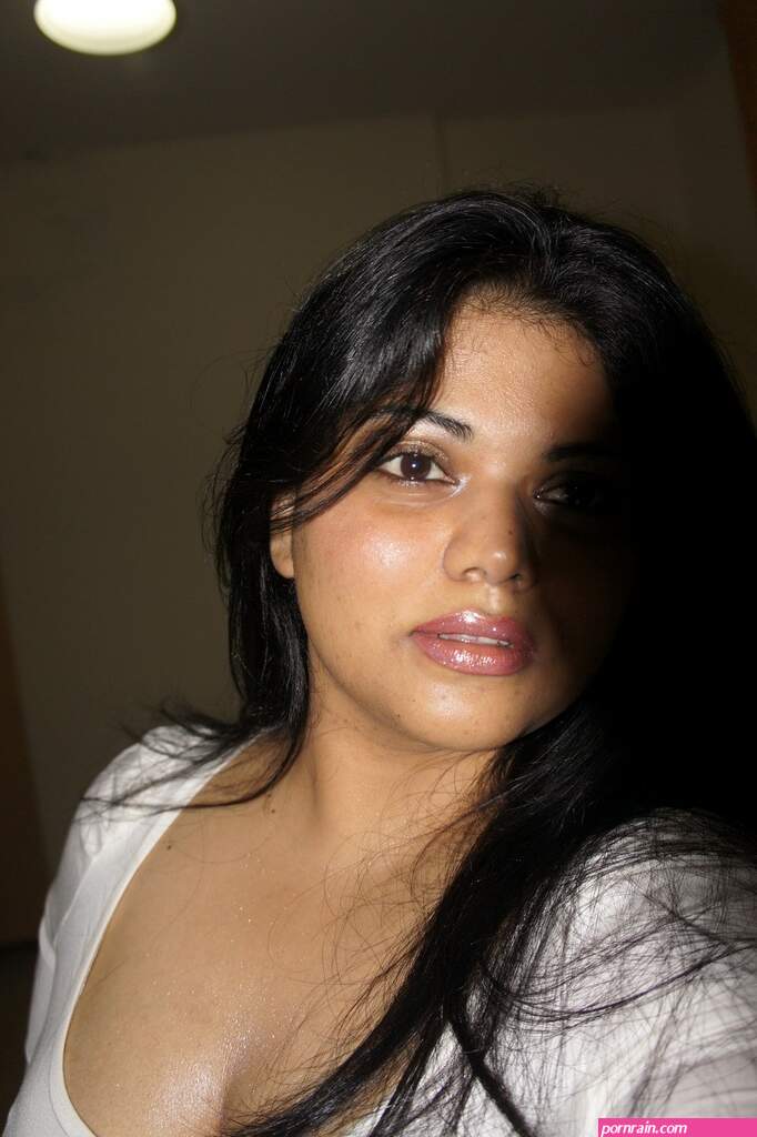 Bengali Boudir Guder Photo Hd Showing Big Boobs