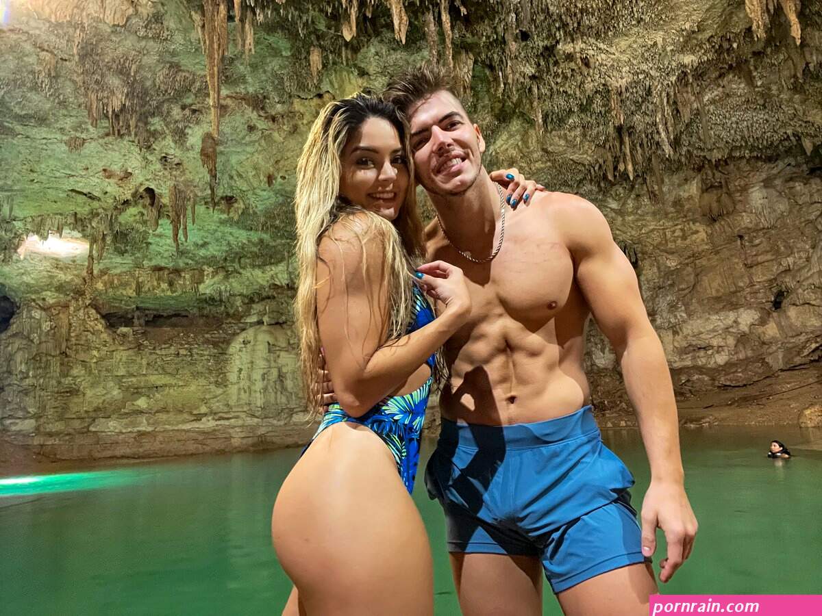 Sammy Guevara on X: Life is better with you by my side. Especially when you are naked