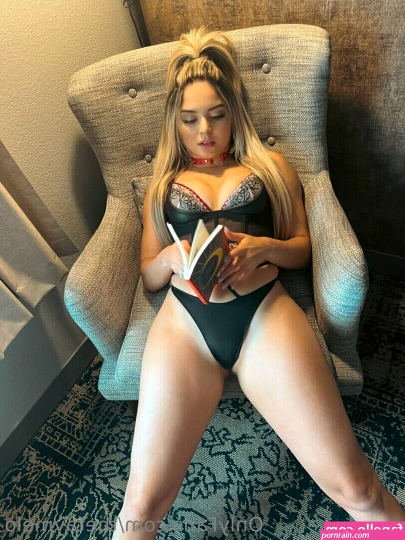 Tay Melo Nude Leaks