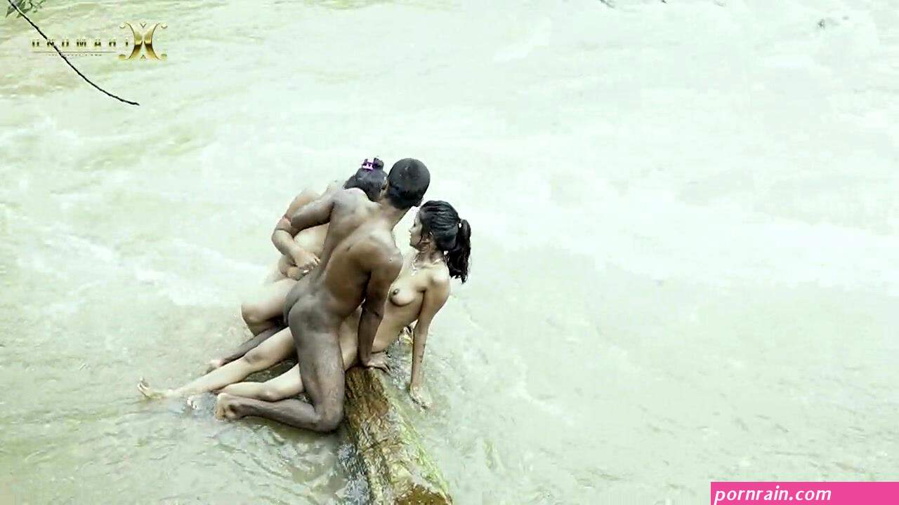 DESI GIRL SEX IN RIVER FULL OUTDOOR THREESOME watch online