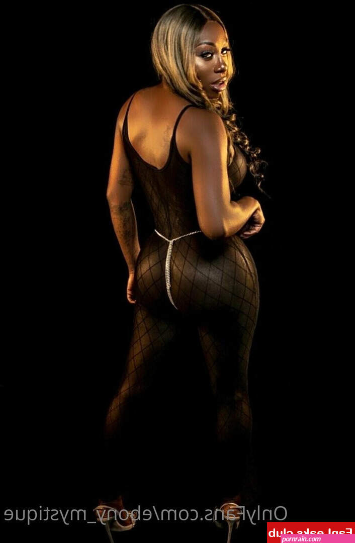 Ebony Mystique Leaked Nude Photo