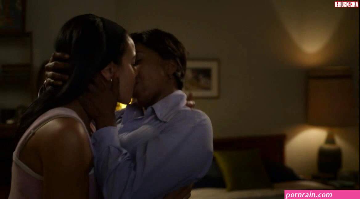 Jerrika Hinton nude pics -1 ANCENSORED