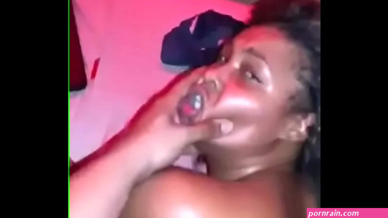 Kenyan celeb Anapigwa kitu vizurimust watch