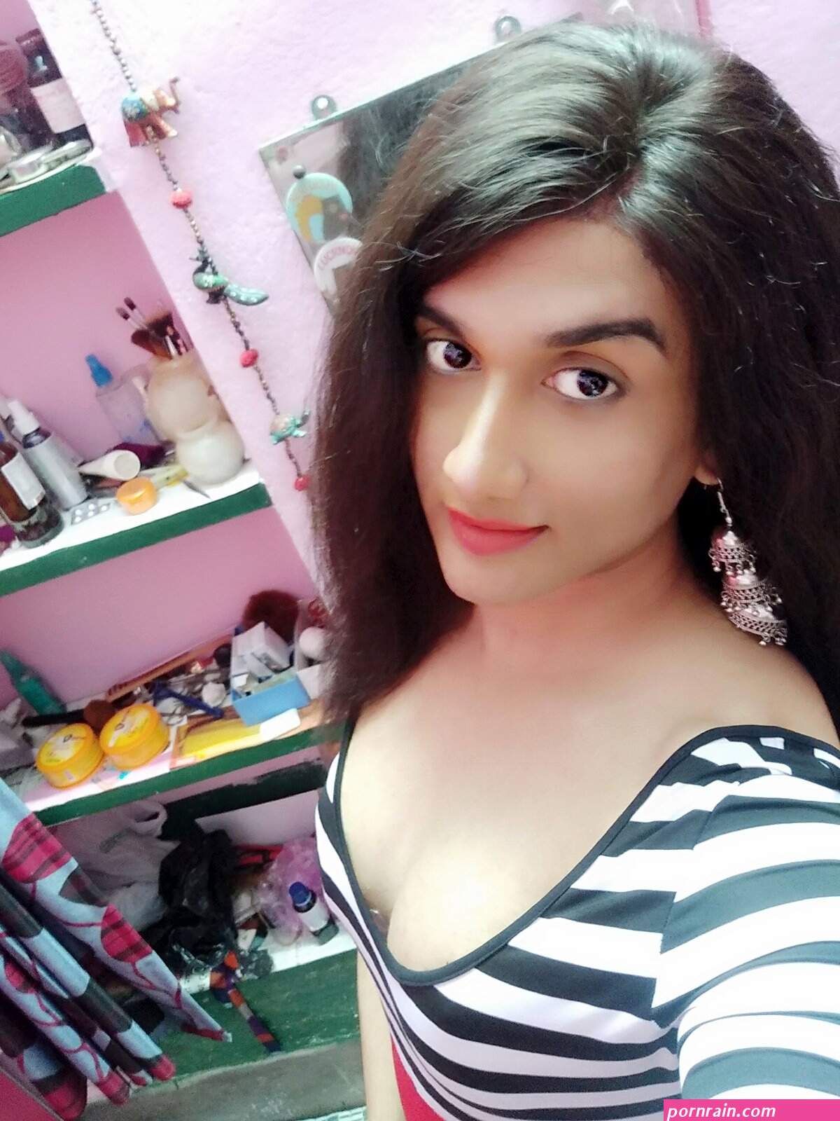 VersatileShemale Indian Transsexual escort in Kolkata