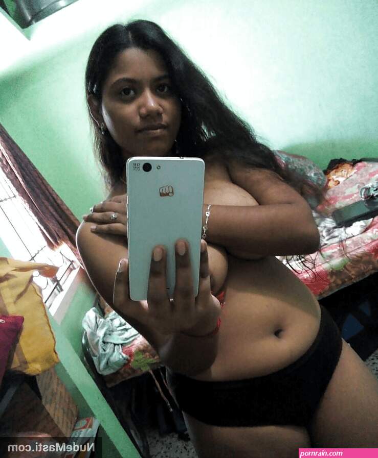 Dusky bangalore college girl nude selfies
