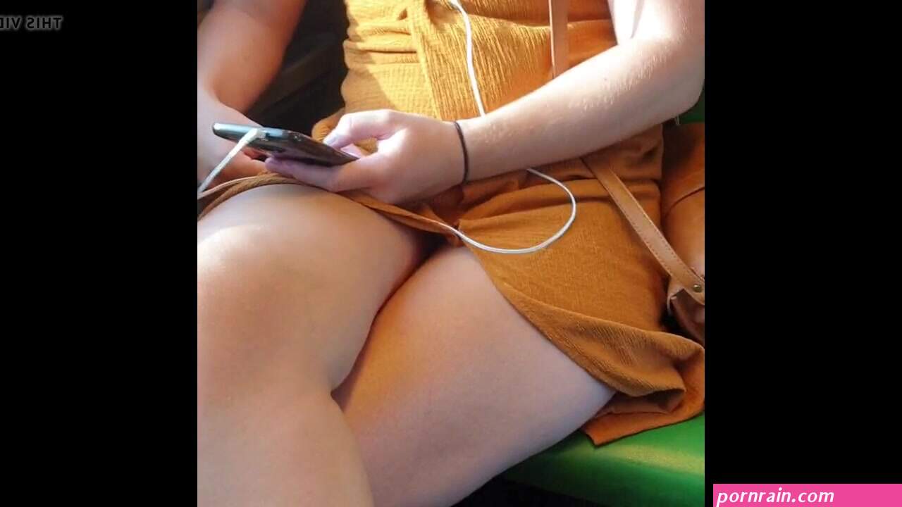 Big Ass Cellulite Thick Thighs Voyeur