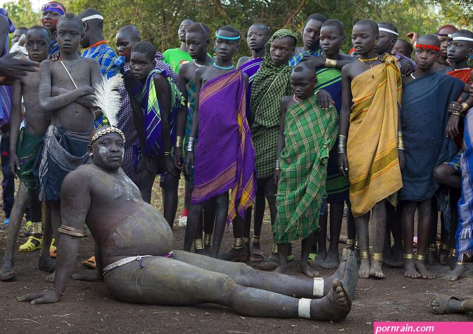 Ethiopian Bodi tribe where big is beautiful and men compete to be the fattest