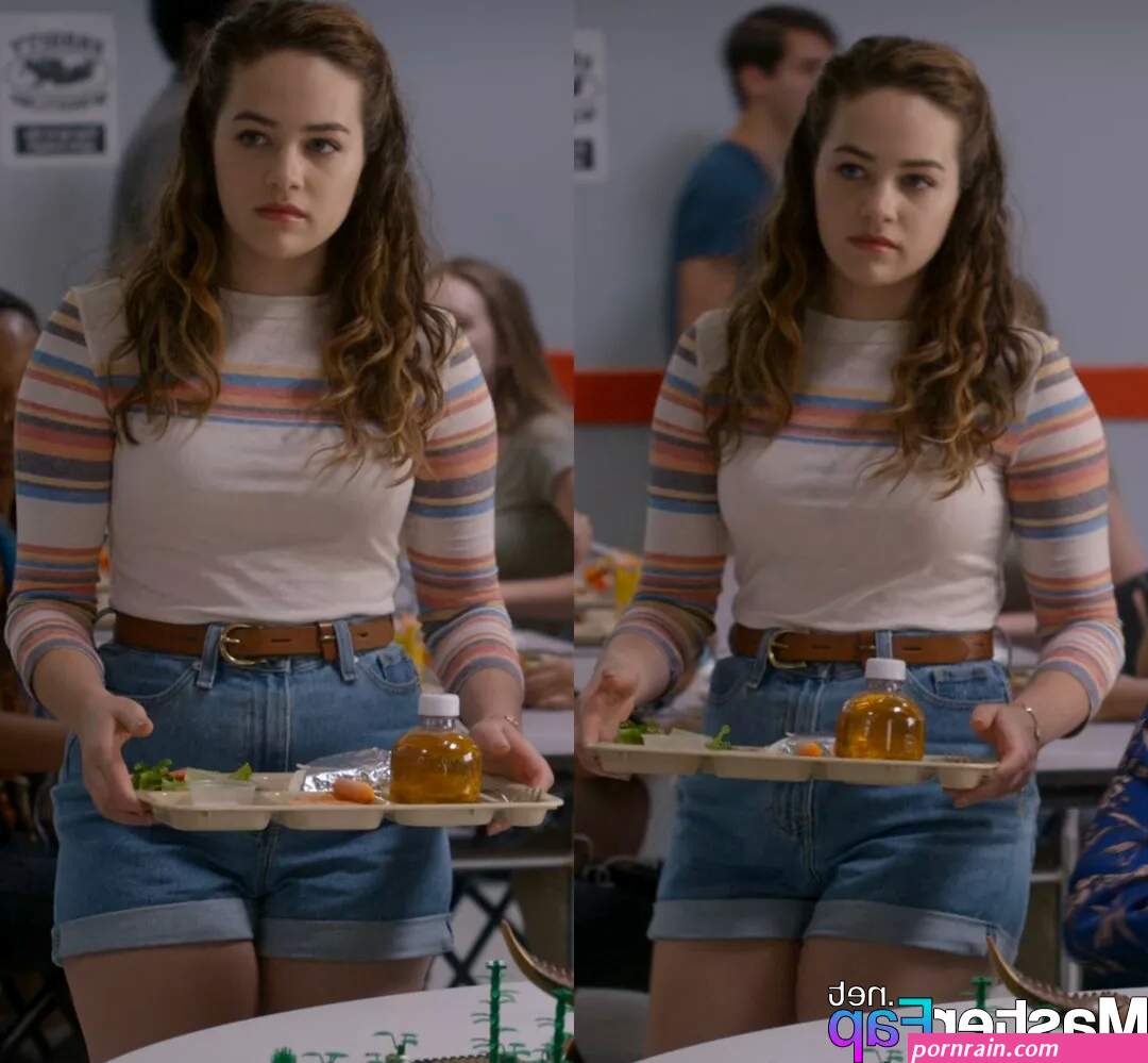 Mary Mouser Nude OnlyFans Leak Picture dmWYvFWIh9