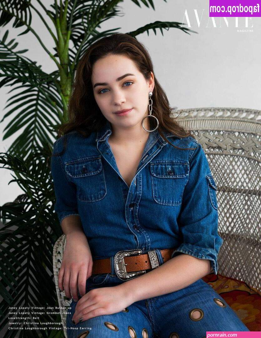 Mary Mouser missmarymmouser leaked nude photo from OnlyFans and Patreon 0012