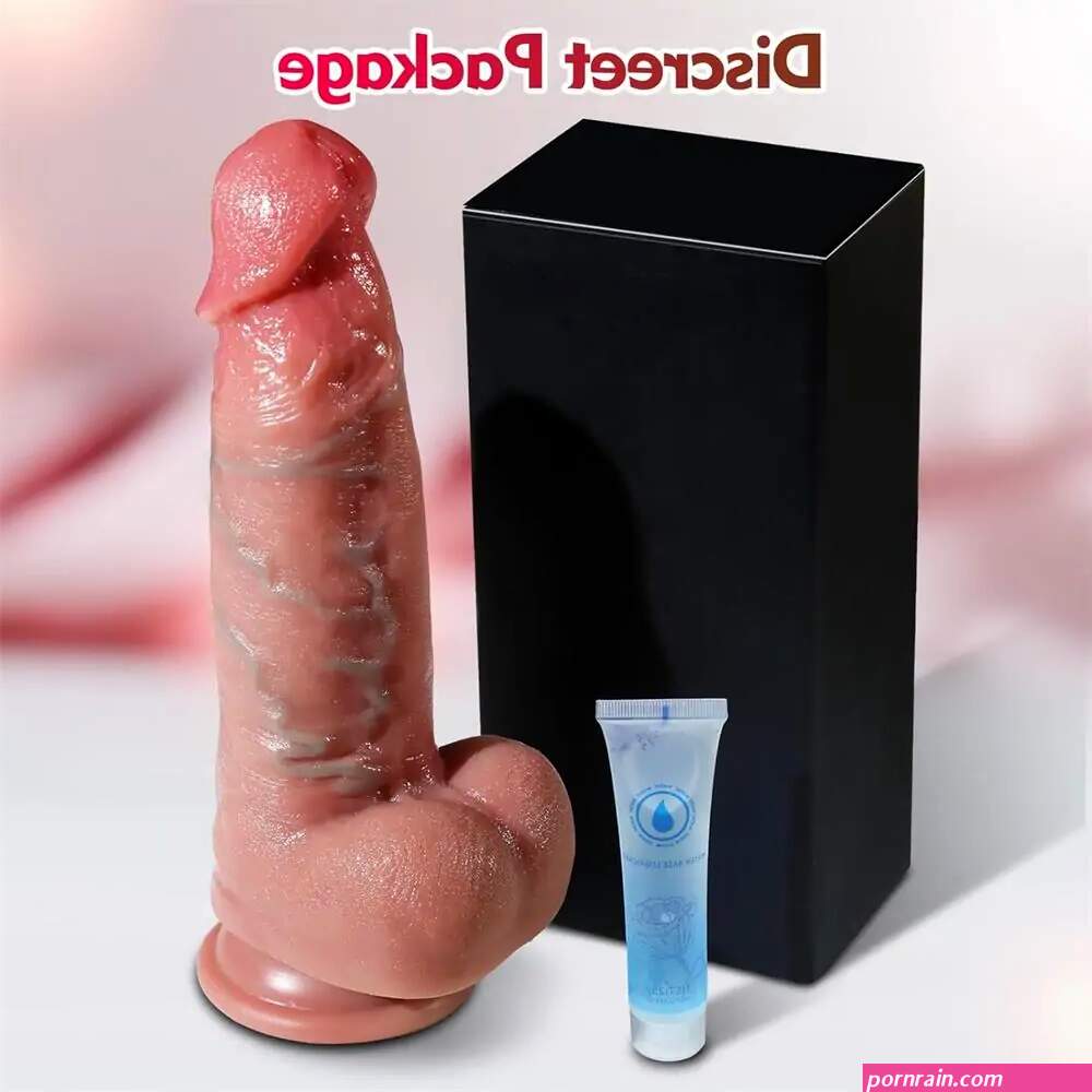 8.5 Realistic Thick Dildo
