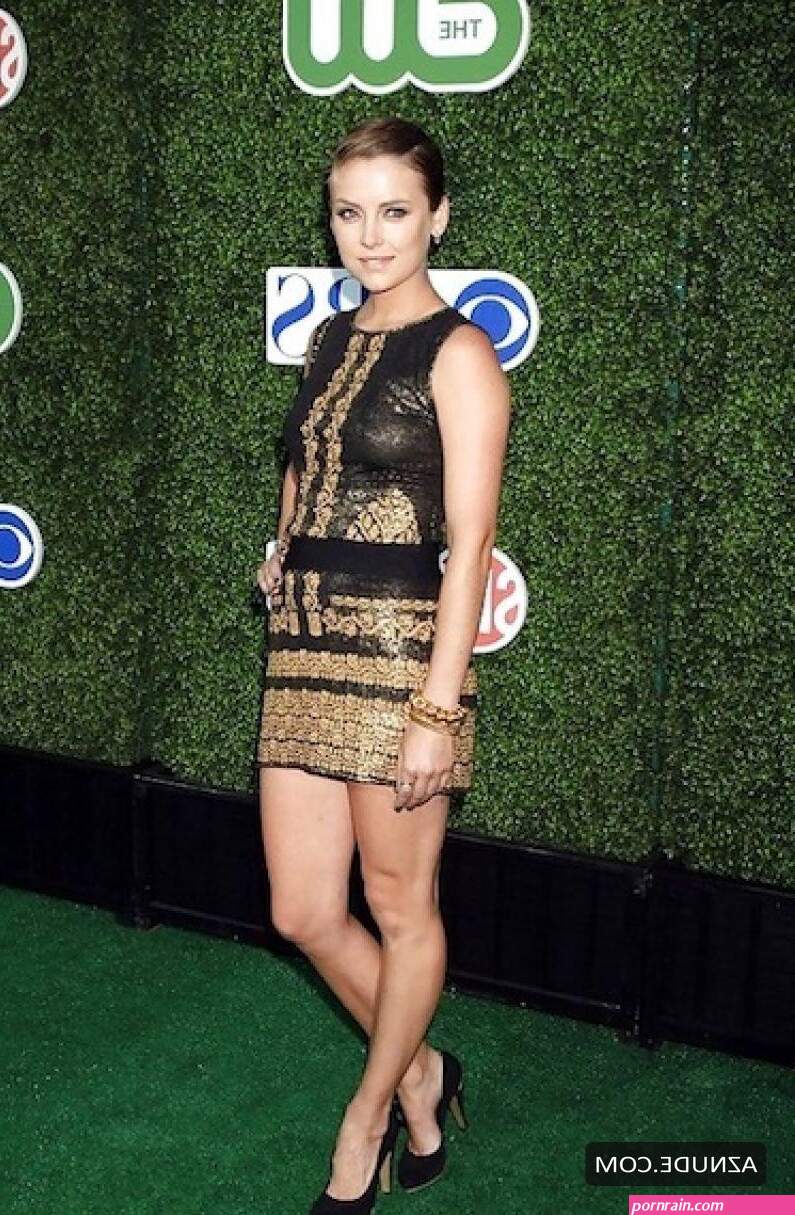 JESSICA STROUP Nude