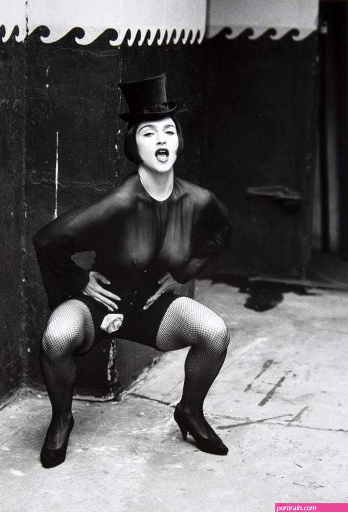 Madonna naked for Herb Ritts