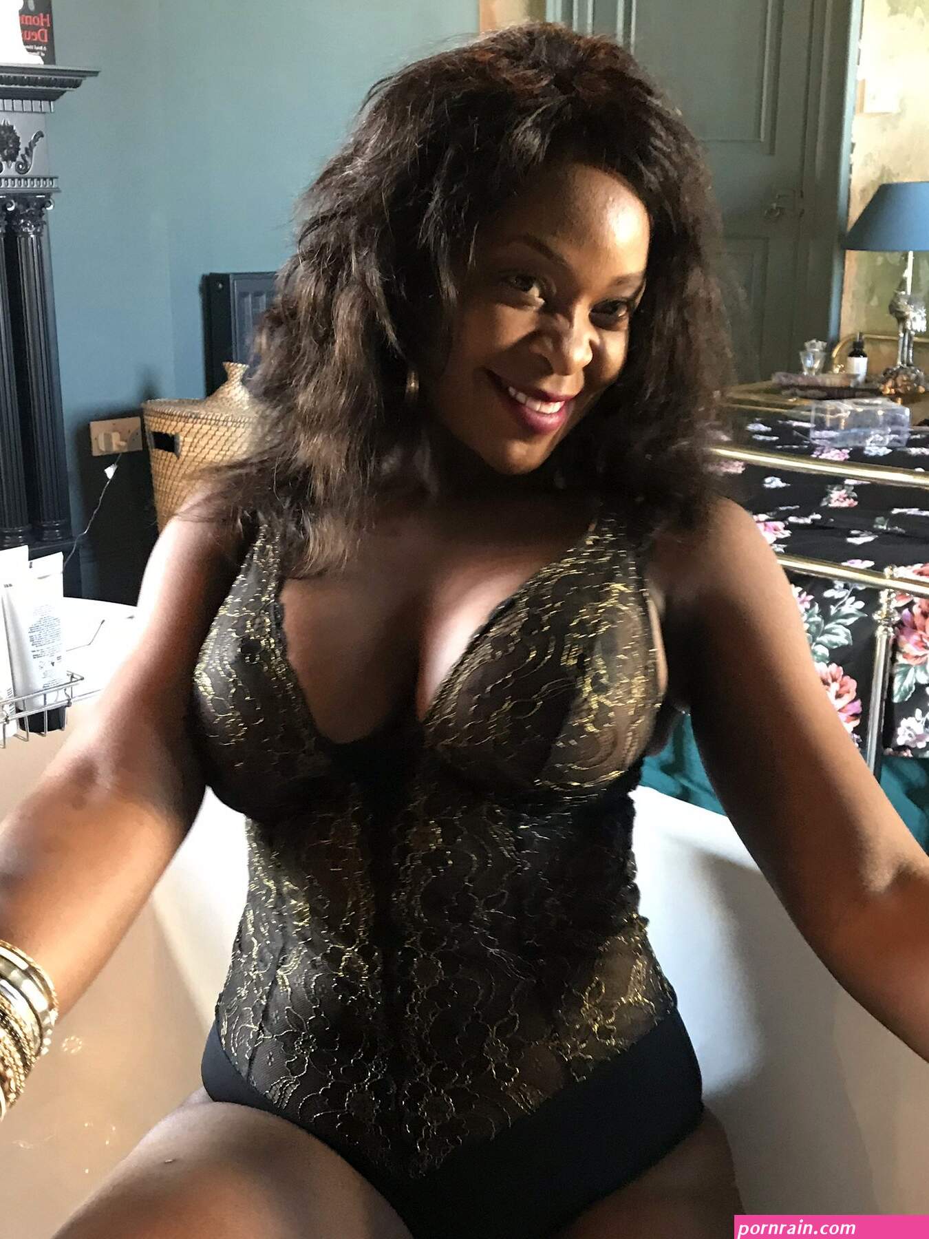SANDRA Black Sexy in Manchester Beninese escort in Manchester