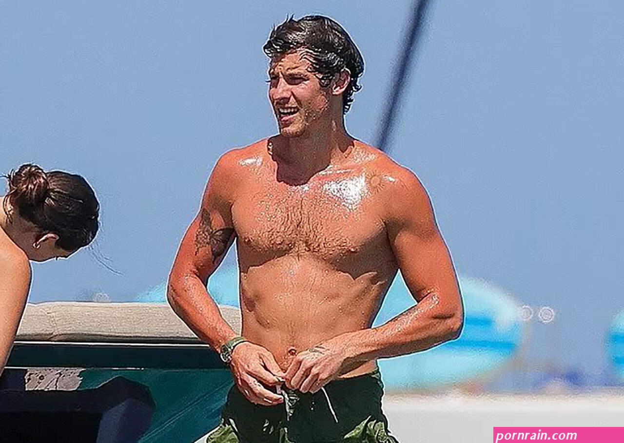 Shawn Mendes showing off her toned body while relaxing