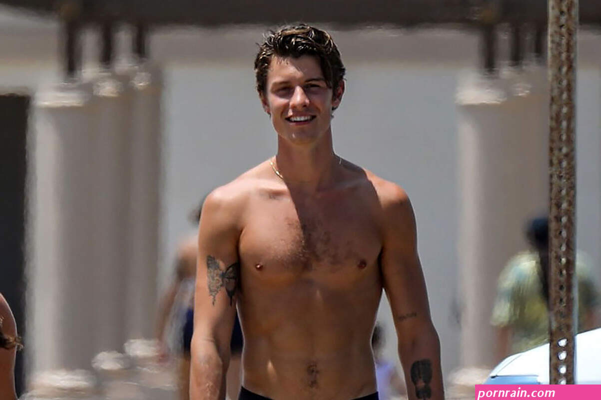 Shawn Mendes enjoys a walk in Santa Monica