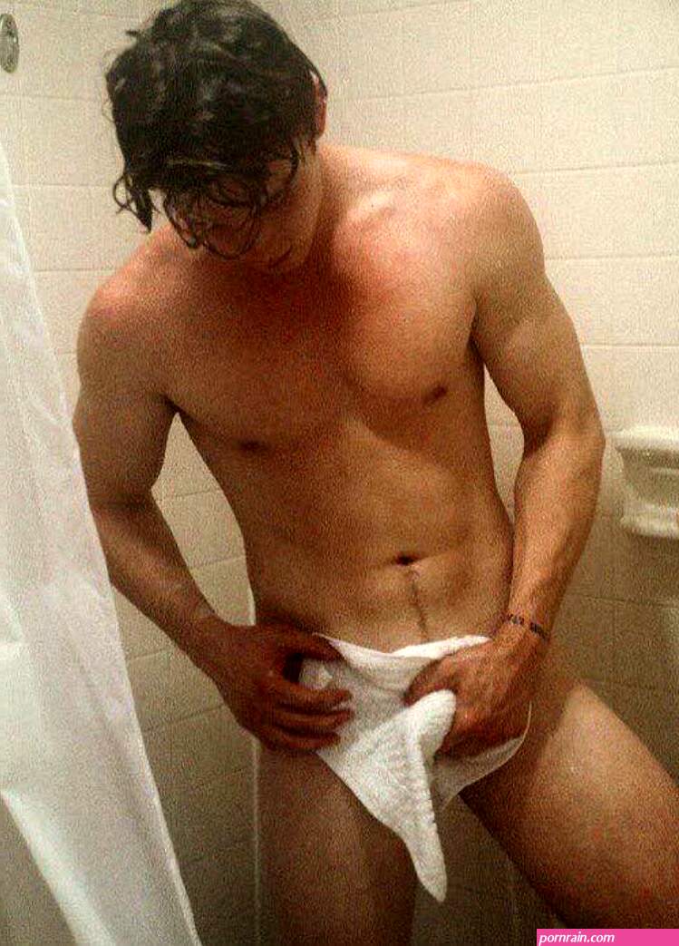 male celebs X: shawn mendes naked