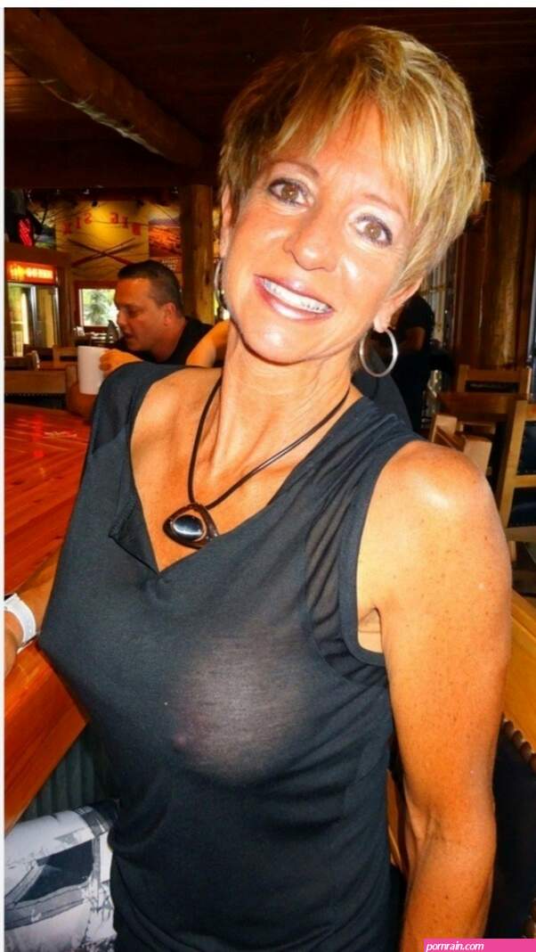 Do married women like to watch their husbands dress?