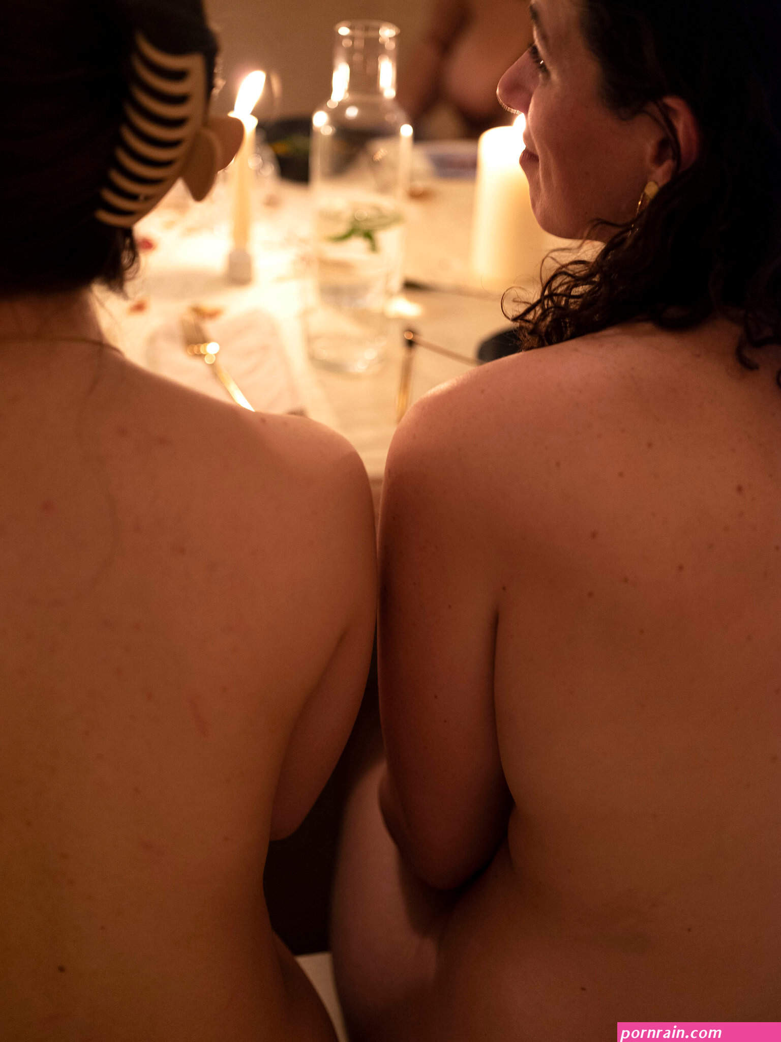 A Nude Dinner Party Celebrating Menstruation at the Latest Füde Experience