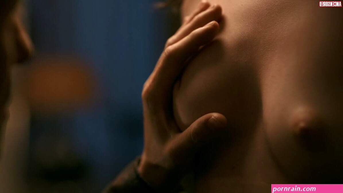 Abbey Hoes nude pics page