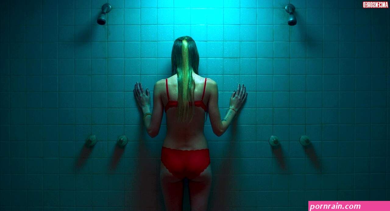 Emily Seiler nude pics page