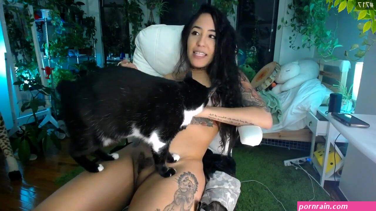 ForestBonnie ass pussy MFC naked cams