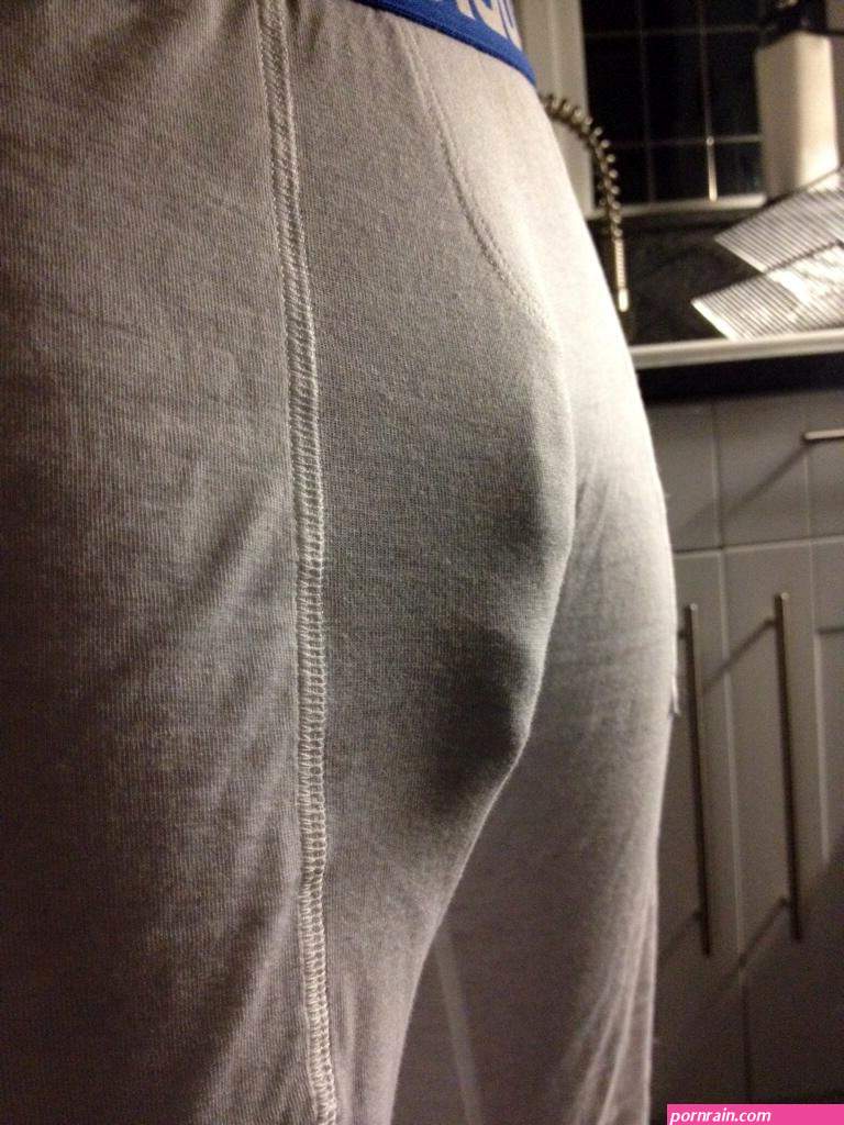 DickBakerXXX on X: Visible penis line in my escollection Addicted lounge pants I got online from ClonezoneUK bulge