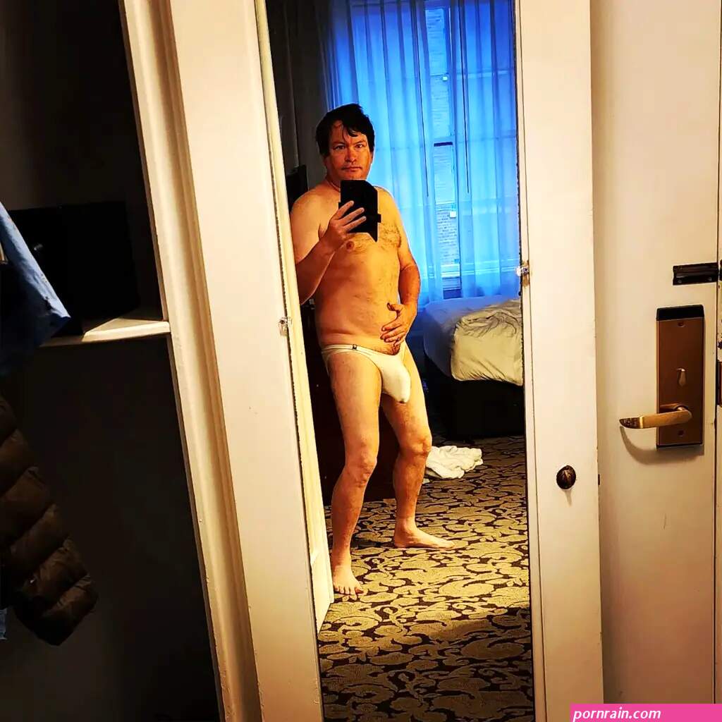 Man with worlds largest penis says its still growing
