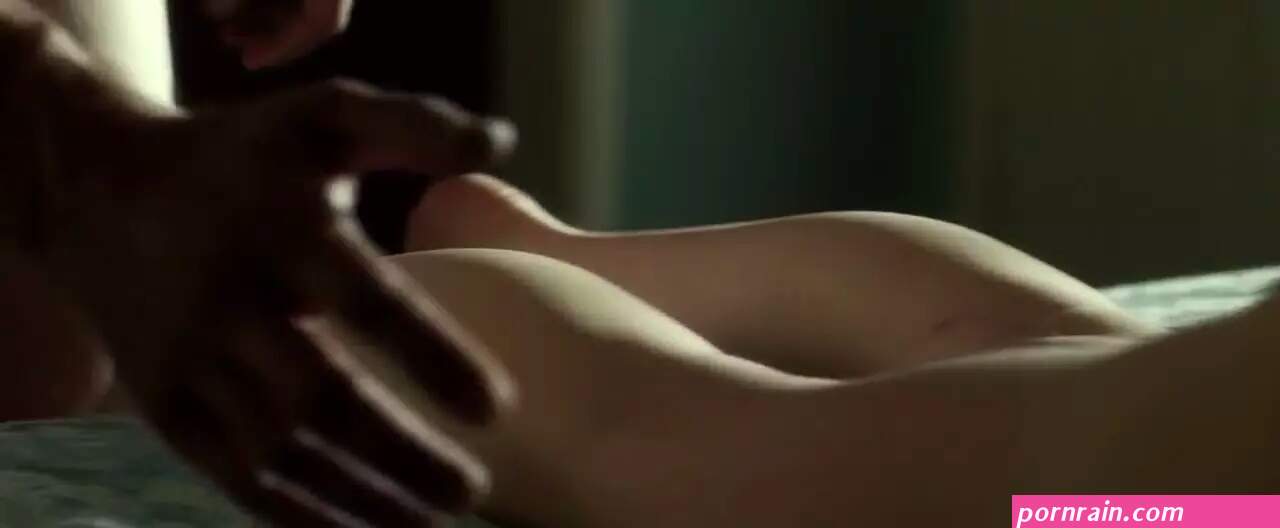 Joey King Sexy