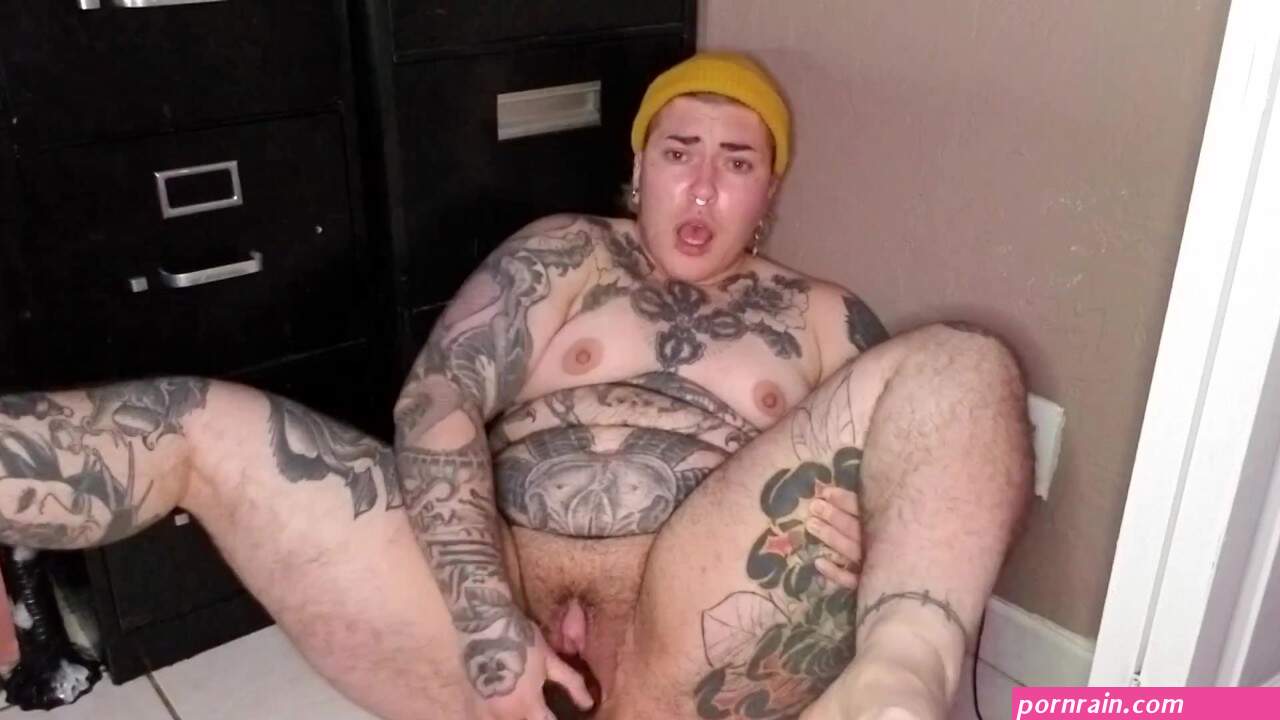 FTM Fucks Hairy Pussy with Monster Knot Dildo