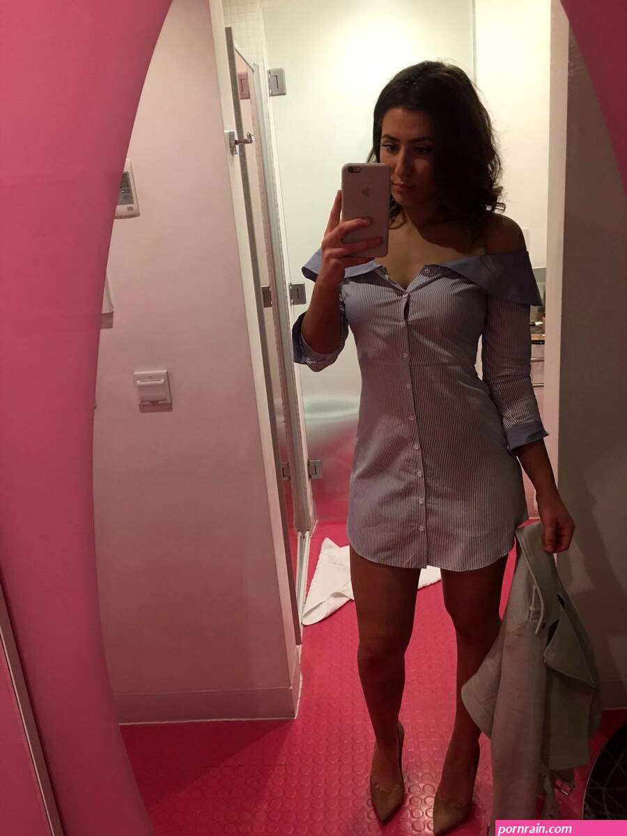 Jasmine Armfield Sexy