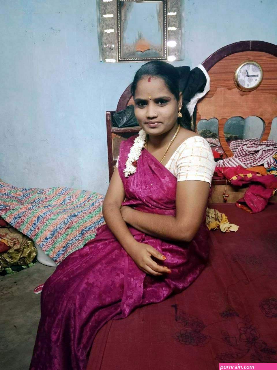 Sexy Tamil Bhabhi Nude MMS Sex Pics Leaked