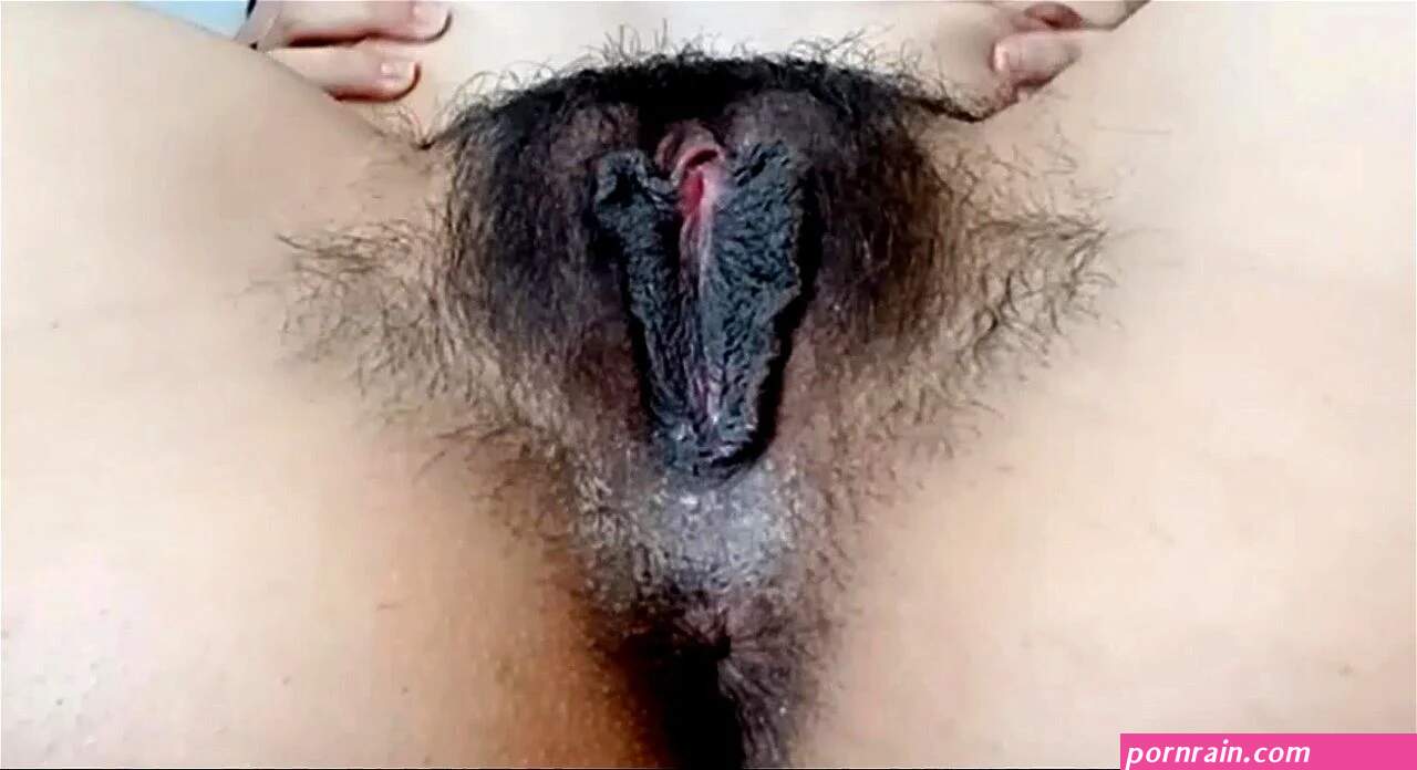 Watch Dark Pussy Lips