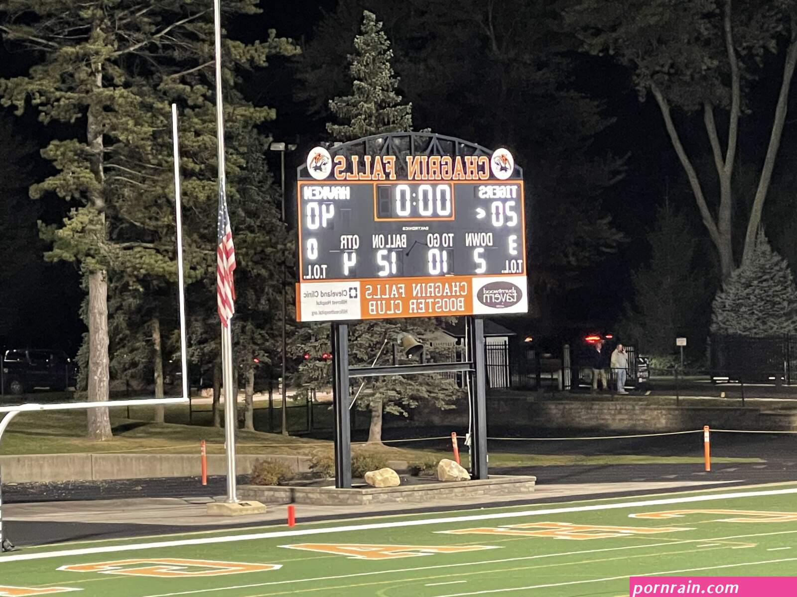 Hawkens Johnson Records 4 TD Night to Lead Hawks to Victory
