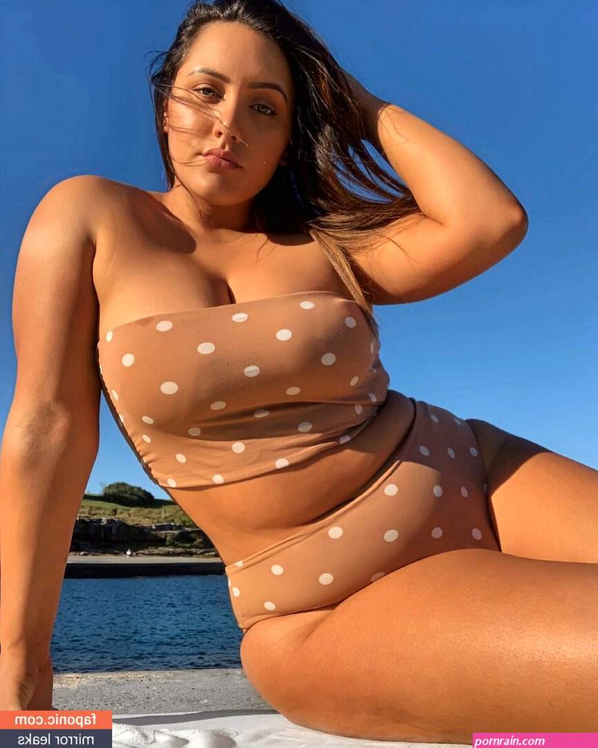 Yasmine MInovski aka yasmineminovski Nude Leaks