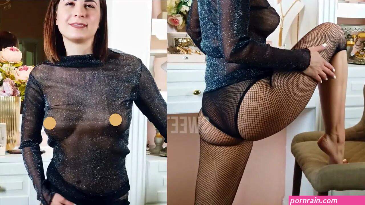 try-on haul in avid love