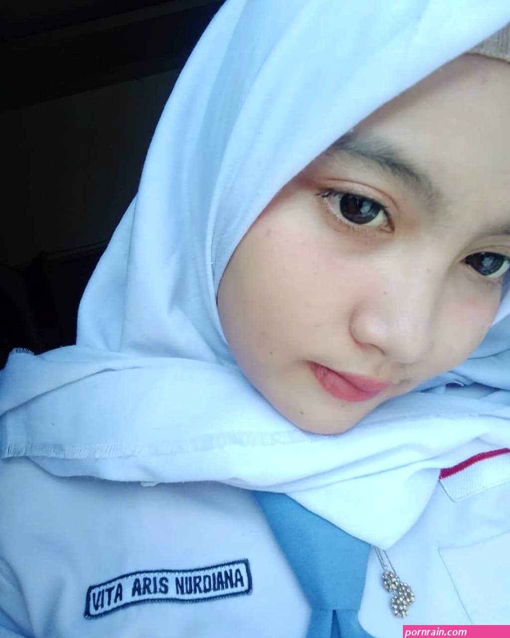 Pin by Obet on wanita idaman Kecantikan Gaya remaja Gadis