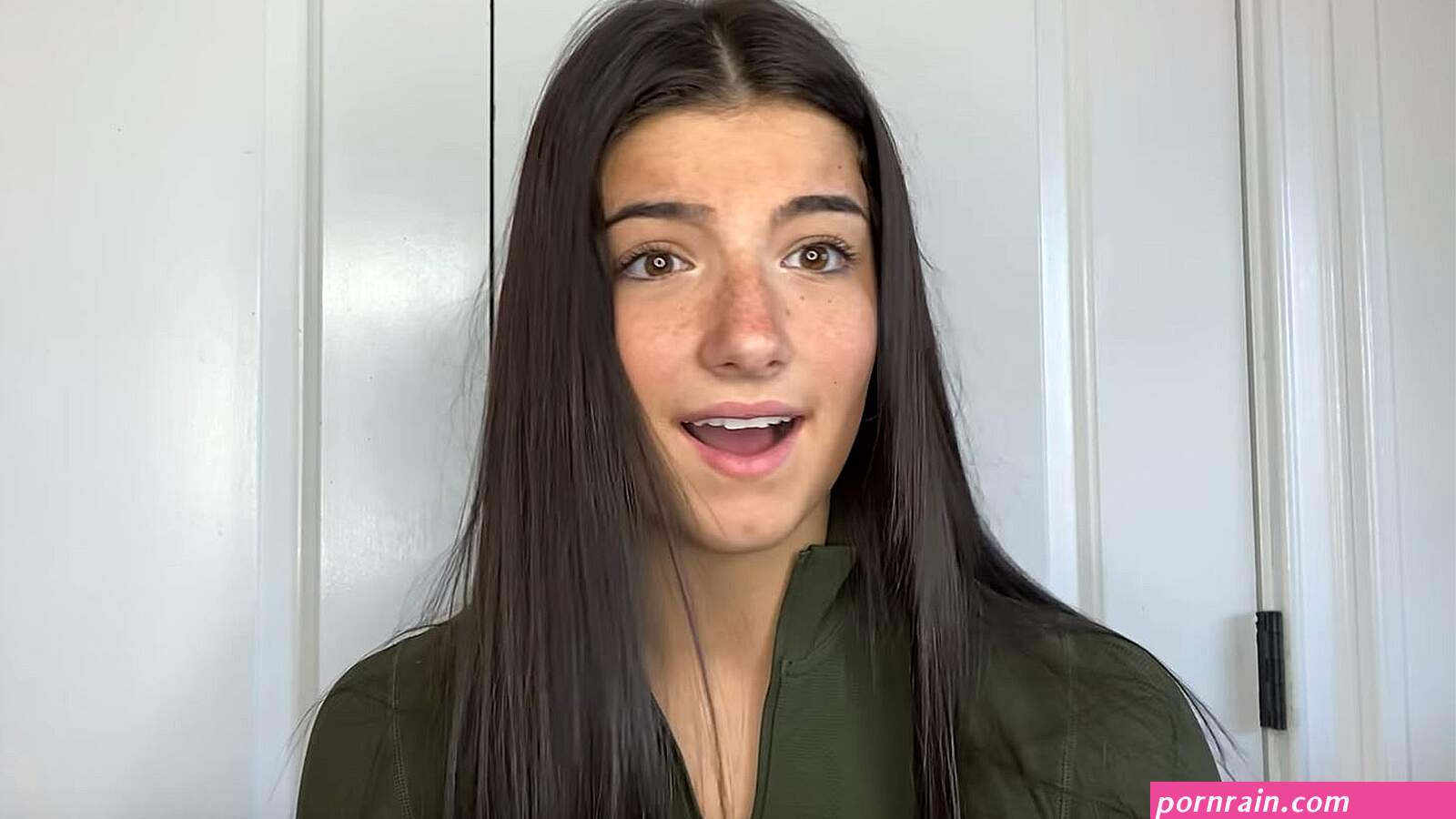 Charli DAmelio tearfully reveals feeling guilty over Lil Huddy drama