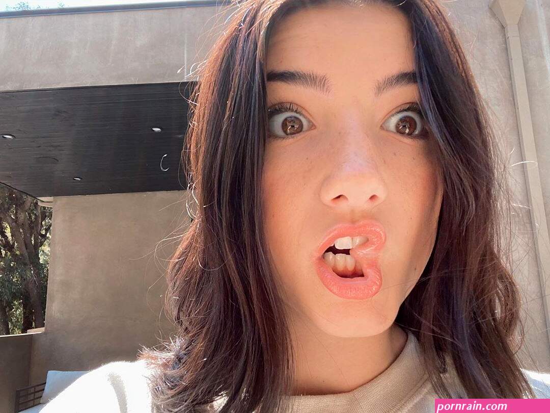 Charli Damelio Is Very Much Alive Despite A Creepy Youtube Death Hoax DB3