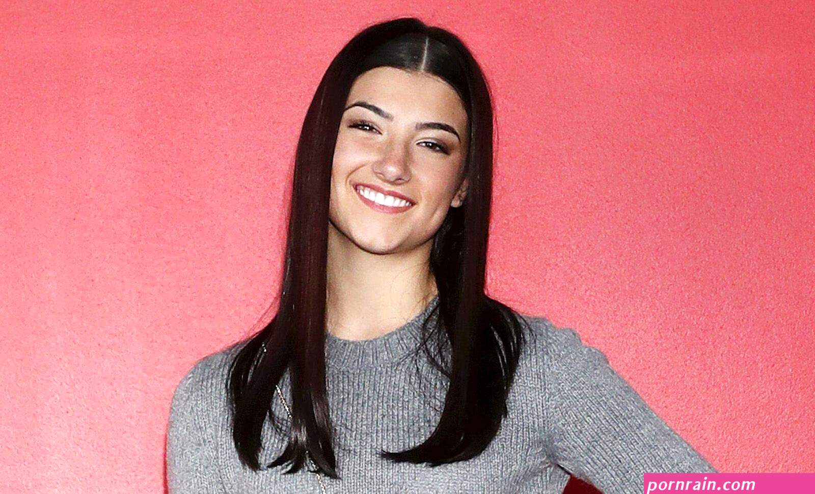 Charli Demelio Wallpapers
