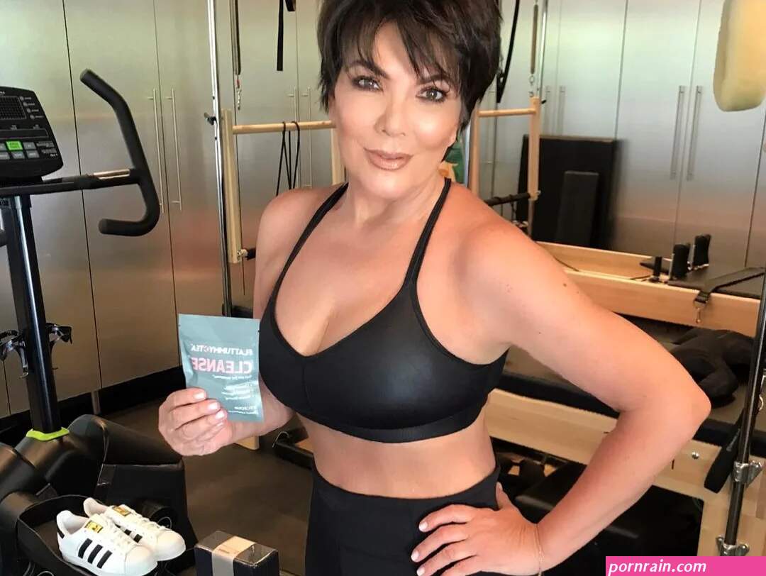 19 Celebrity Photoshop Fails They Will Never Live Down