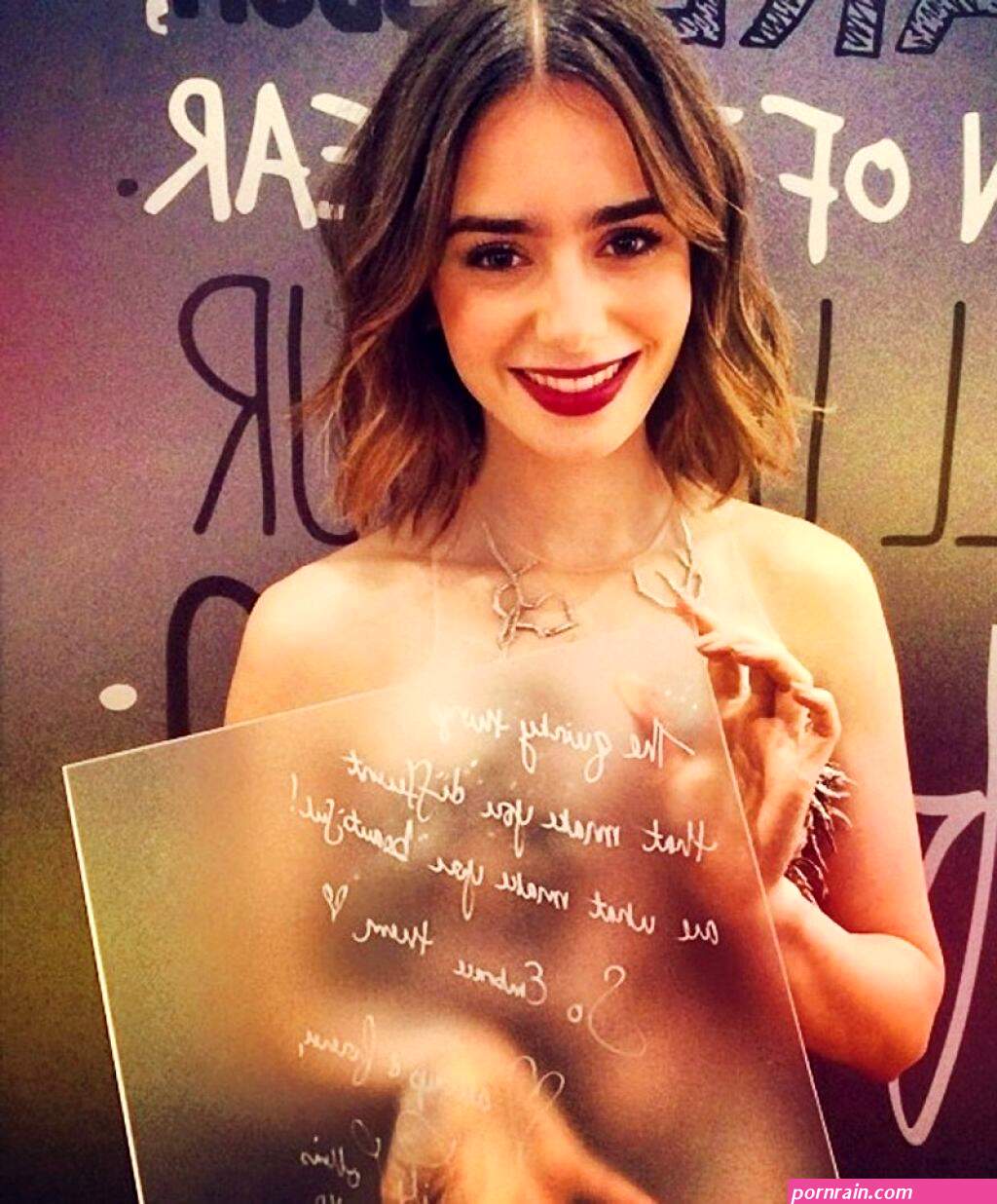 Lily Collins Twitter Instagram Whosay Personal Photos