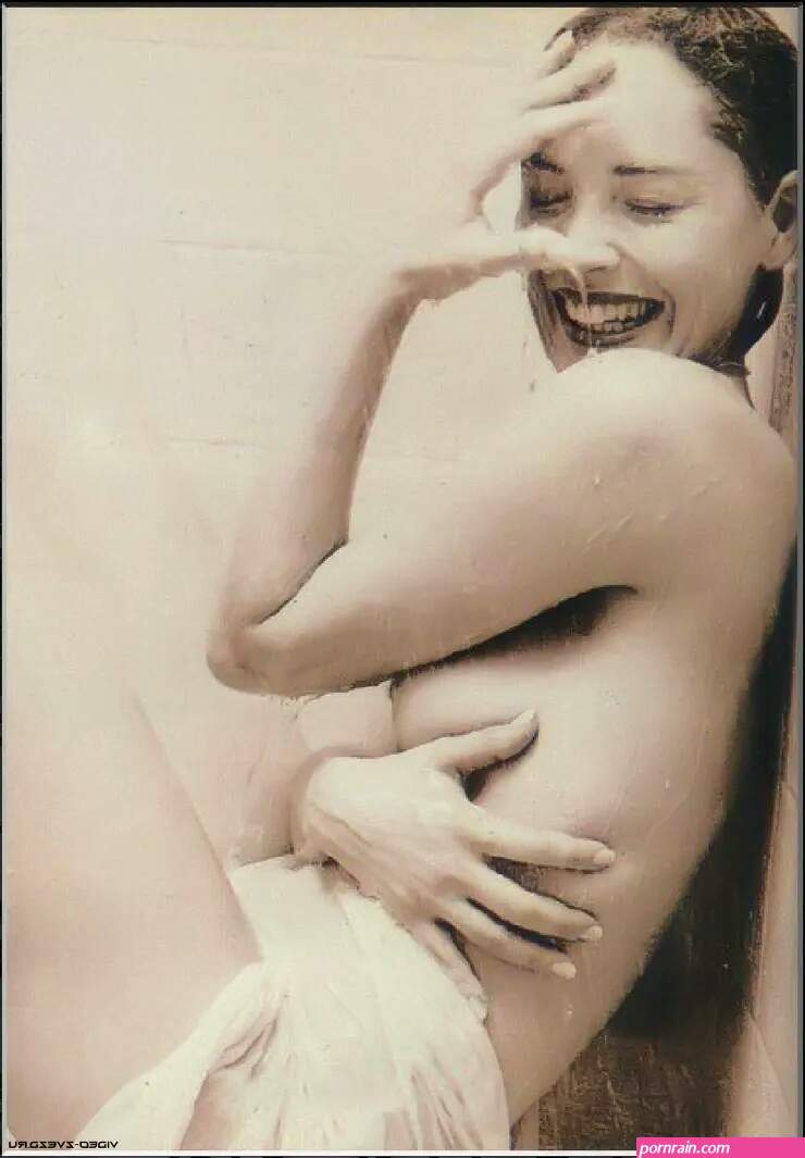 Sharon stone naked images