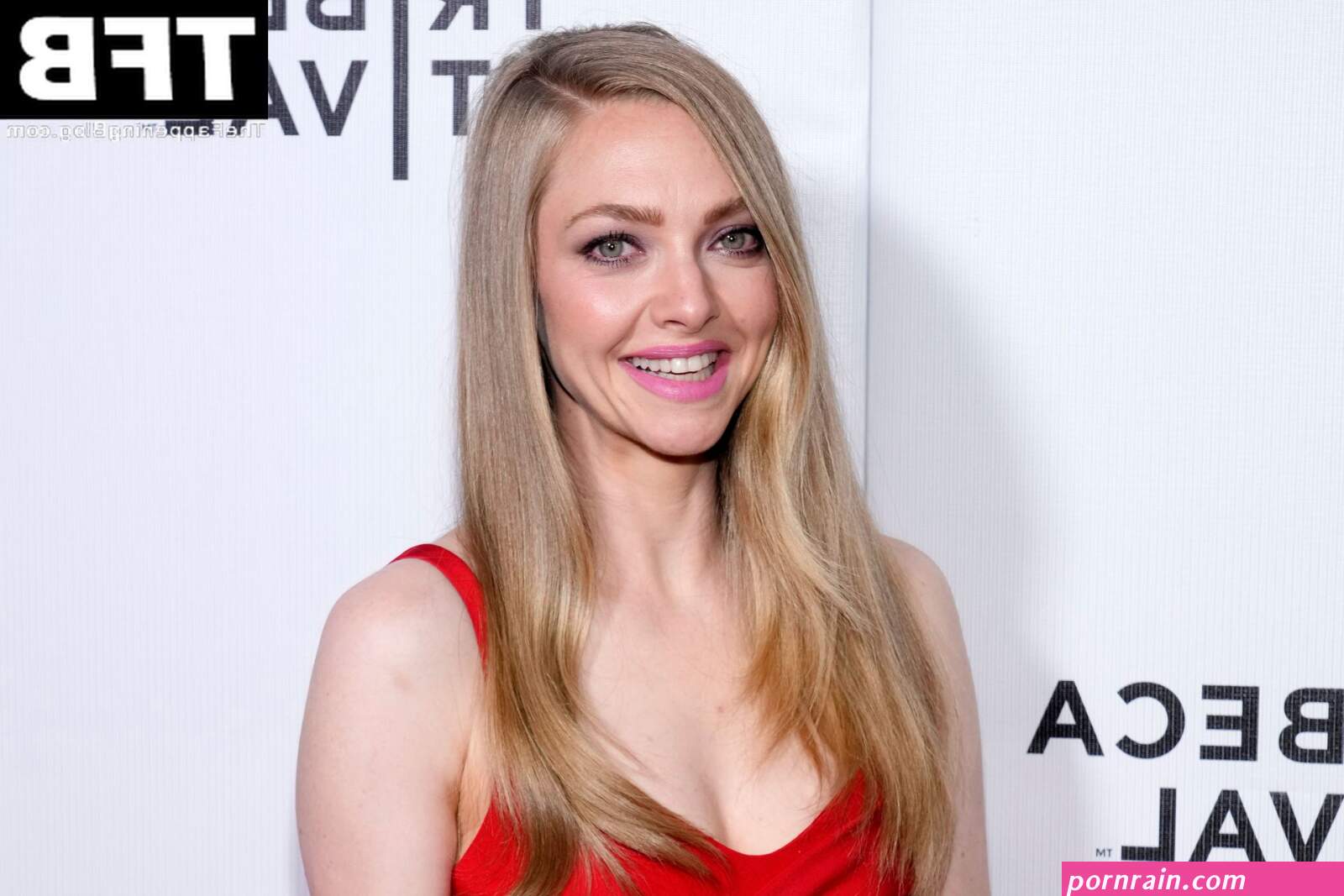 Amanda Seyfried Sexy