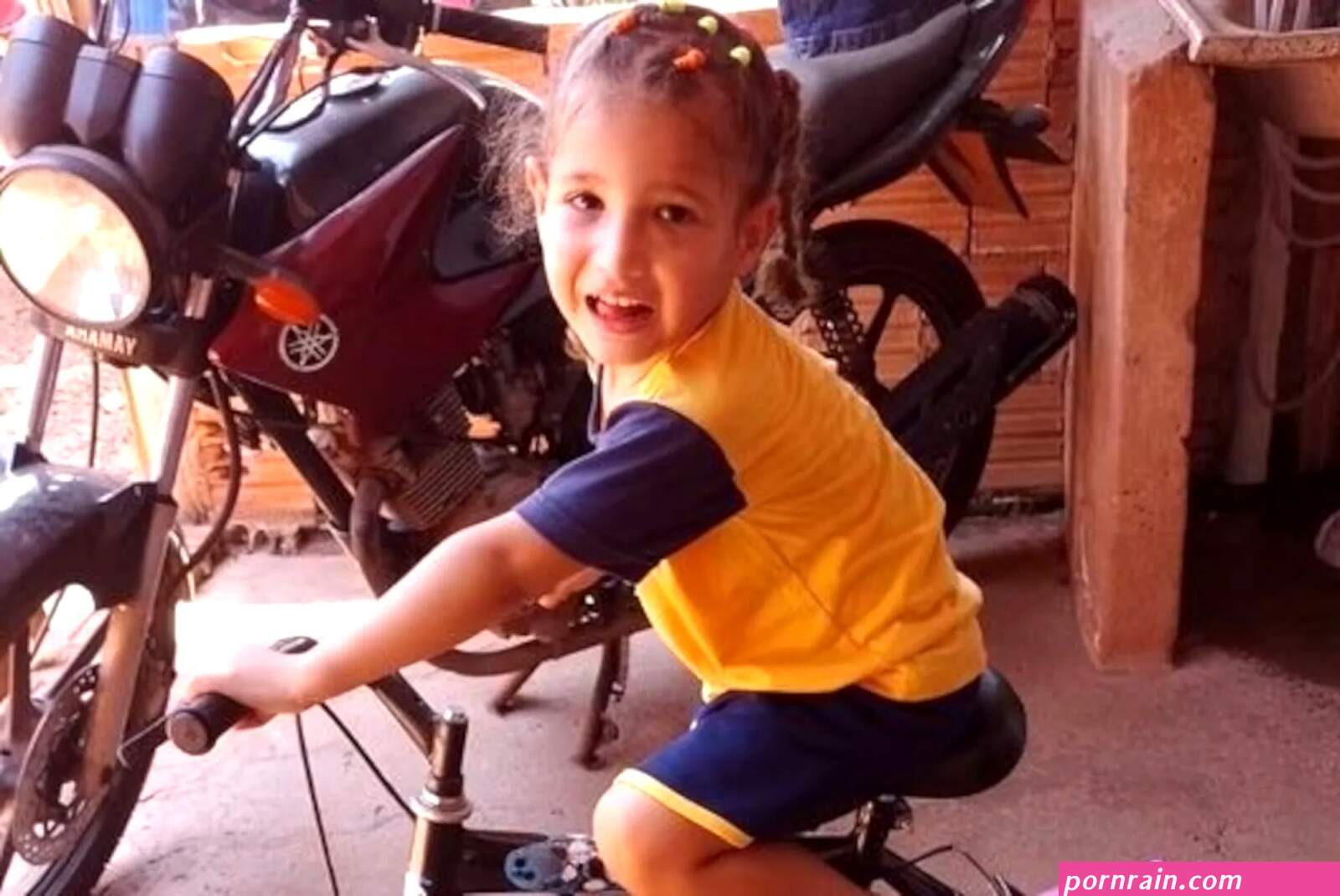 3-year-old girl dies after scorpion crawls into her bed