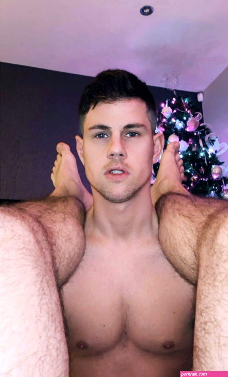 16 119