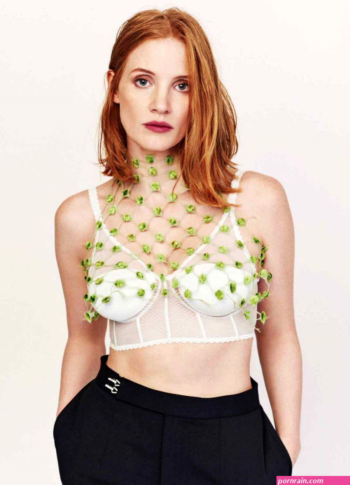 JESSICA CHASTAIN in Modern Weekly Magazine 05282016